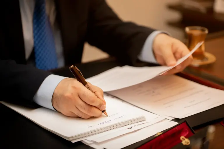 Legal & Finance